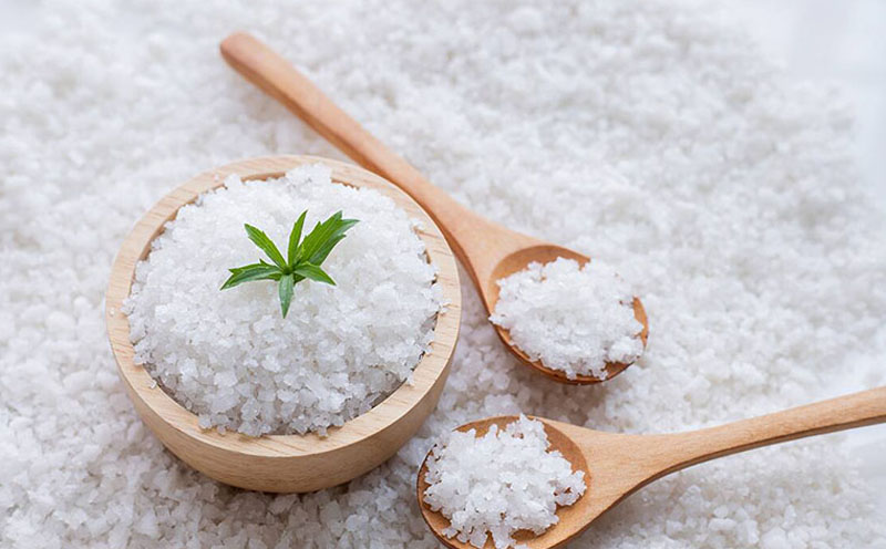 cách trị hôi nách bằng muối hiệu quả